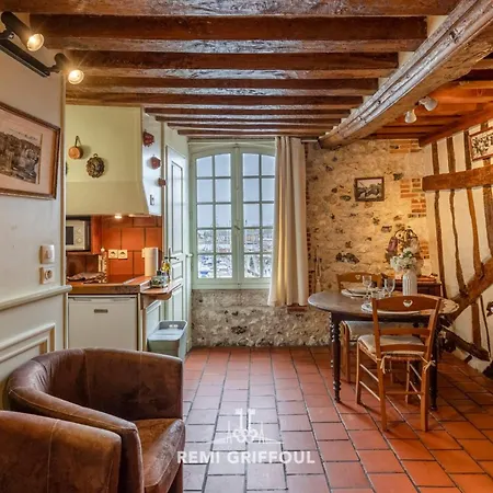 Les Colombages - On The Port Of - View Apartment *